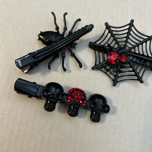 Skulls & Spider Hair Accessory Clip Black W/Red Rhinestones Emo Goth Set Of 3 - Picture 5 of 7